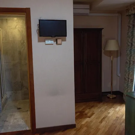San Nicola Hotell 3*