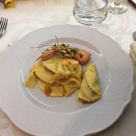 Hotell San Nicola 3*